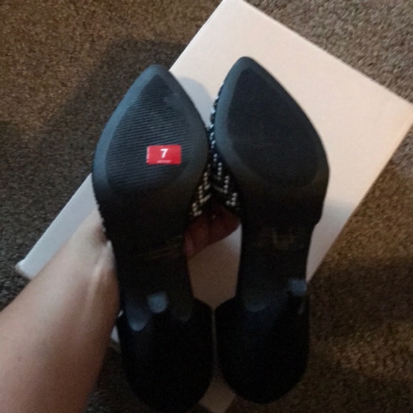 Sold - Picture 3 of 4